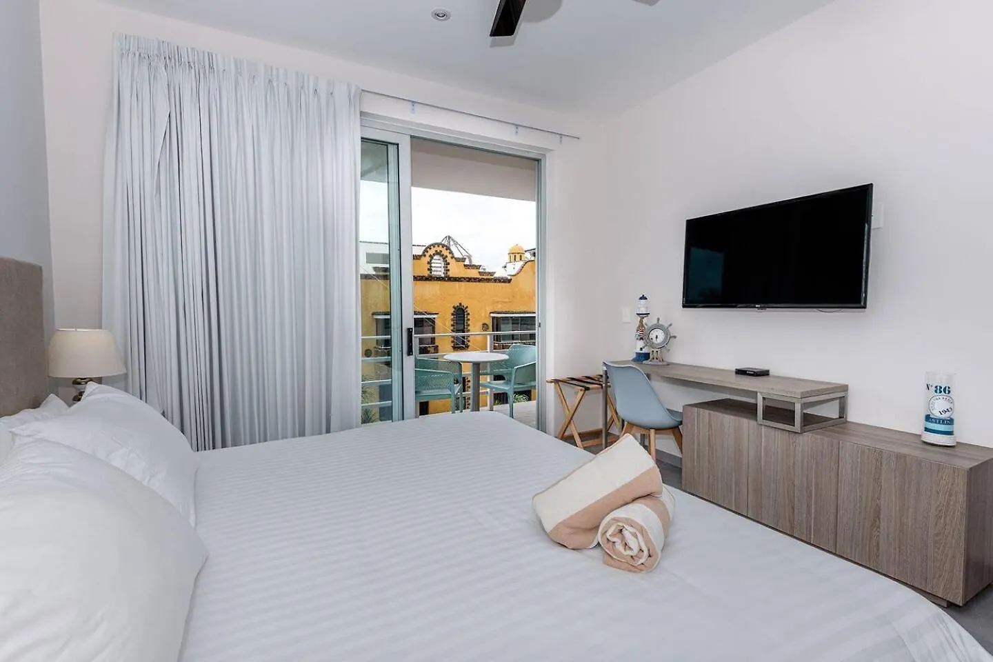 Central Beach Haven Sleeps 16 Πλάγια Ντελ Κάρμεν