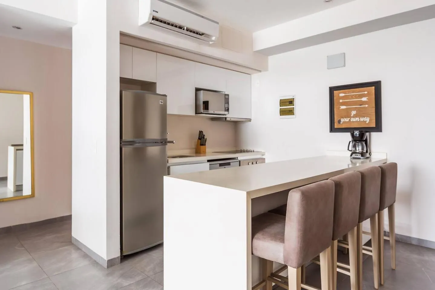 Central Beach Haven Sleeps 16 Playa del Carmen Daire